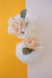 Μπομπονιέρα γάμου ιβουάρ οργαντίνα με τριαντάφυλλο