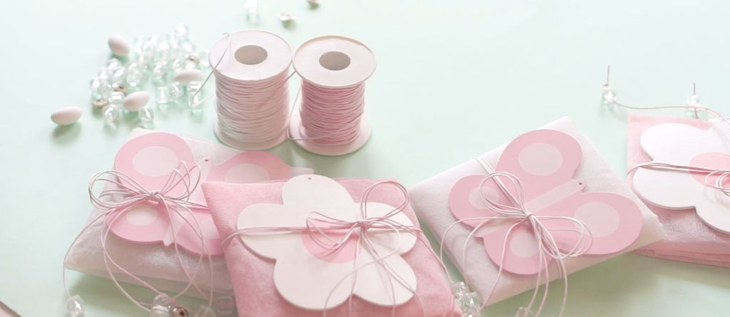 DIY – Κατασκευή ρομαντικής μπομπονιέρας για κορίτσι με θέμα μαργαρίτα-πεταλούδα