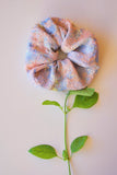 Scrunchies σε παστέλ χρώματα