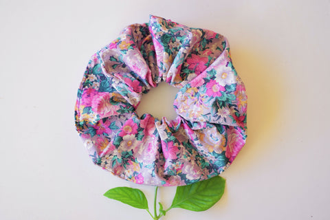 Scrunchies floral λιλά βαμβακερό