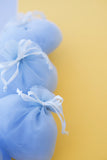 Πουγκί οργαντίνα με κορδέλα μίνι σε γαλάζιο χρώμα