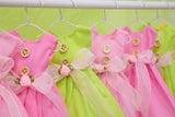 Μπομπονιέρα φορεματάκια πολύχρωμα με κρεμάστρα
